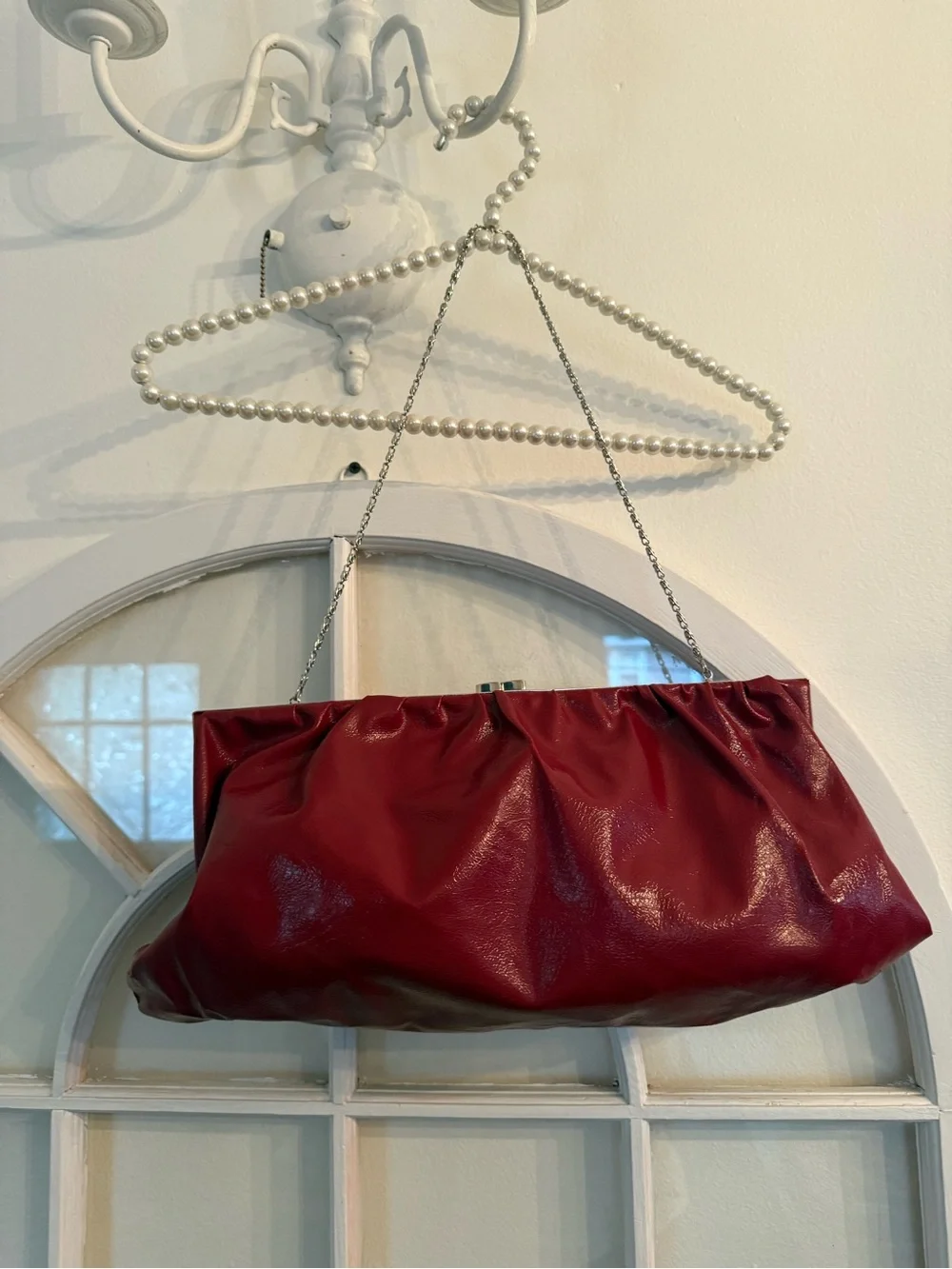 Vintage Y2K Red Faux Leather Kiss-Lock Frame Clutch Evening Bag with Chain.